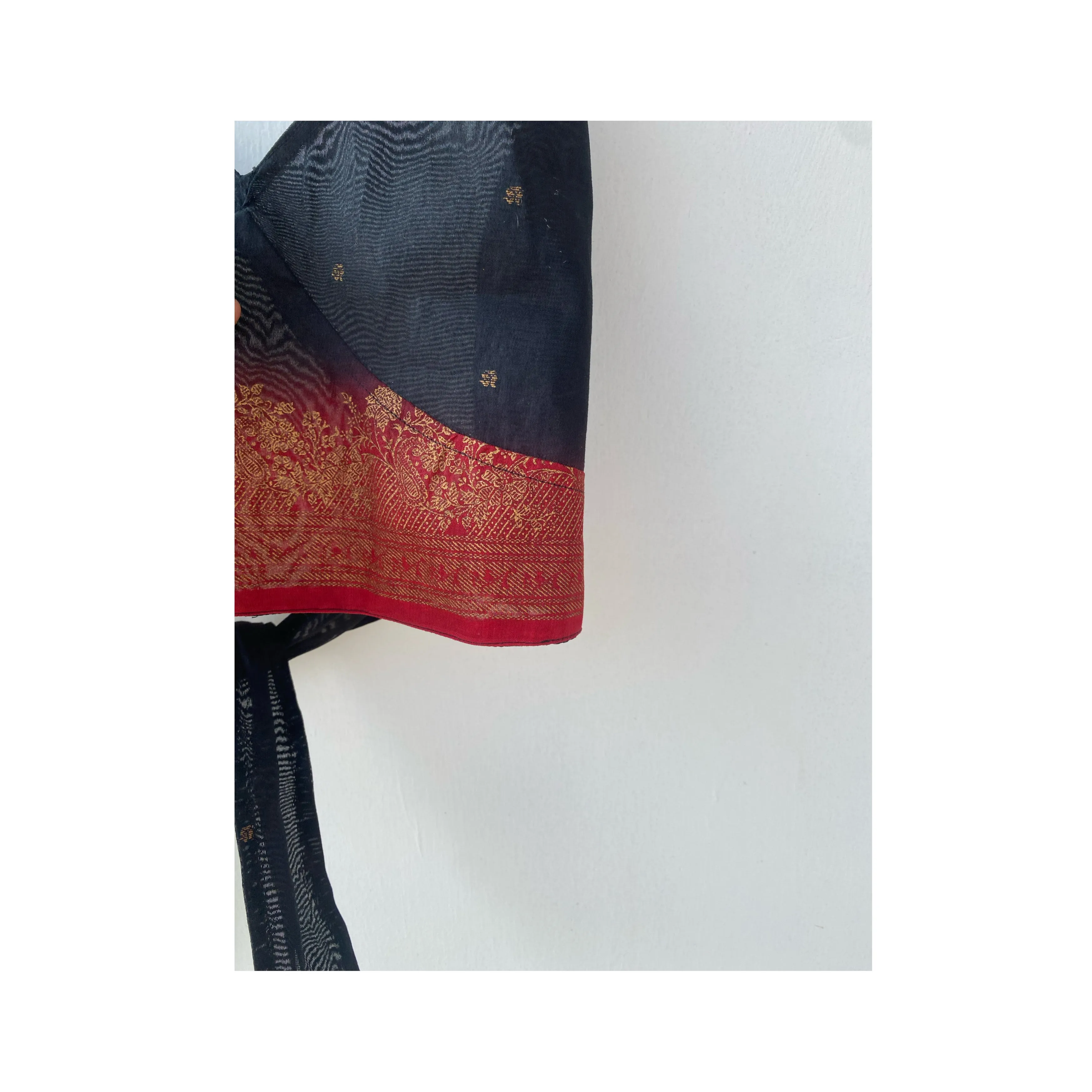 Black with red border