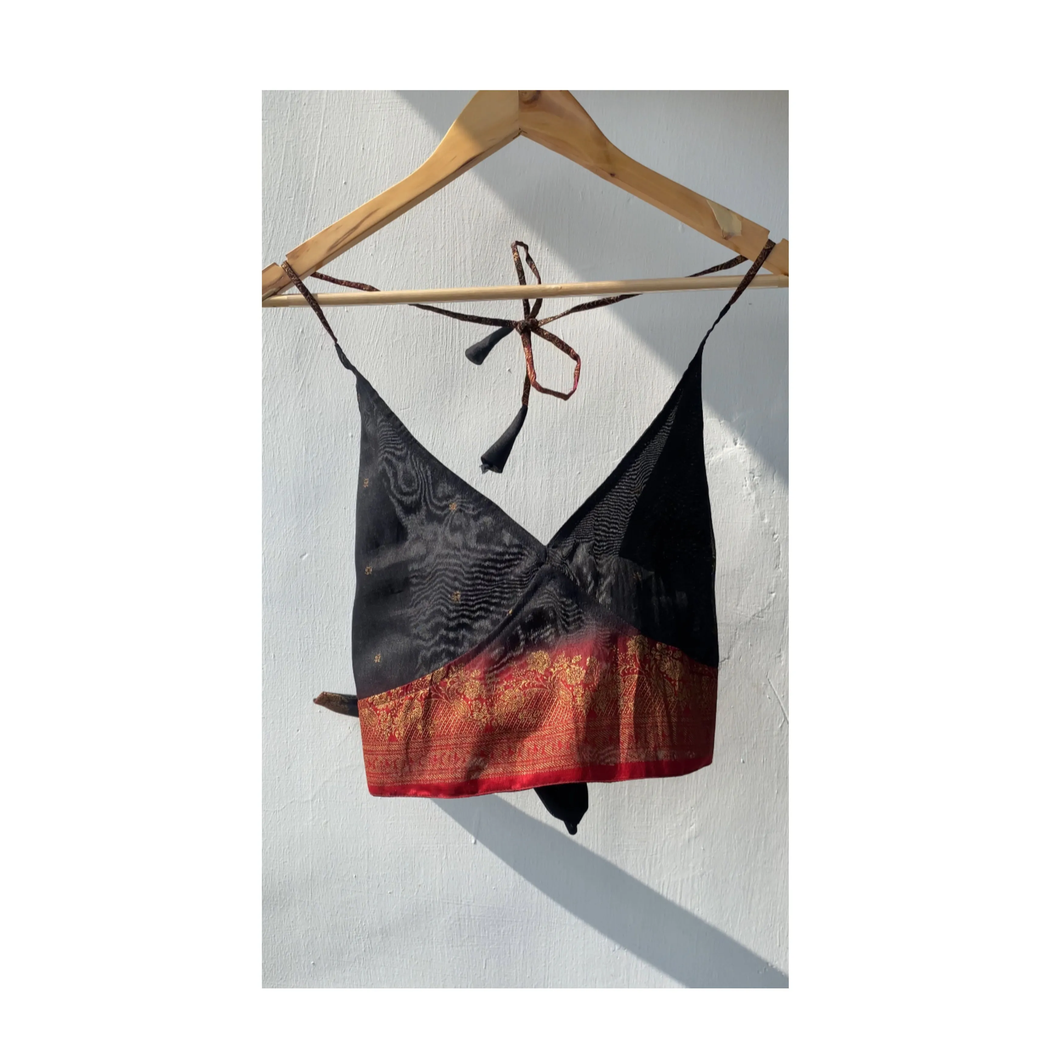 Black with red border