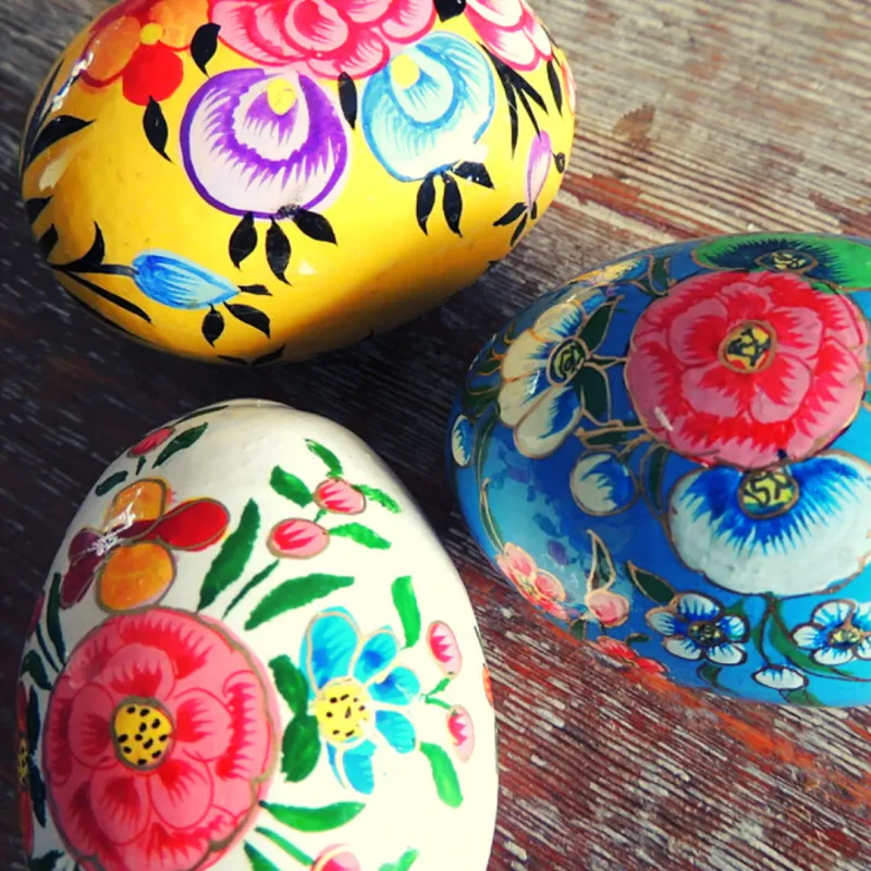 DALIT GOODS Co. Kashmiri Style Solid Egg - Choice Of Colours