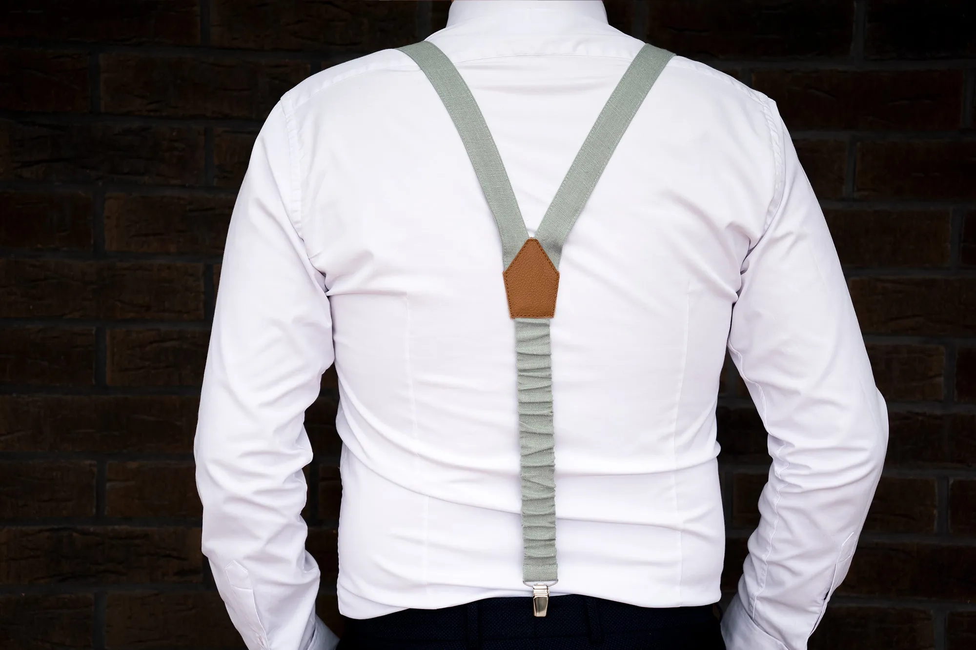 Elevate Your Style with Our Sophisticated Burgundy Necktie - Ideal for Formal Occasions