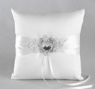Elizabeth Ring Bearer Pillow