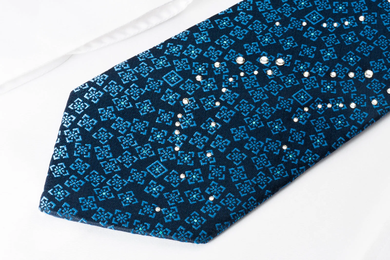 Metro City Silk Rhinestone Tie Squares On Blue With Blue Sparkles