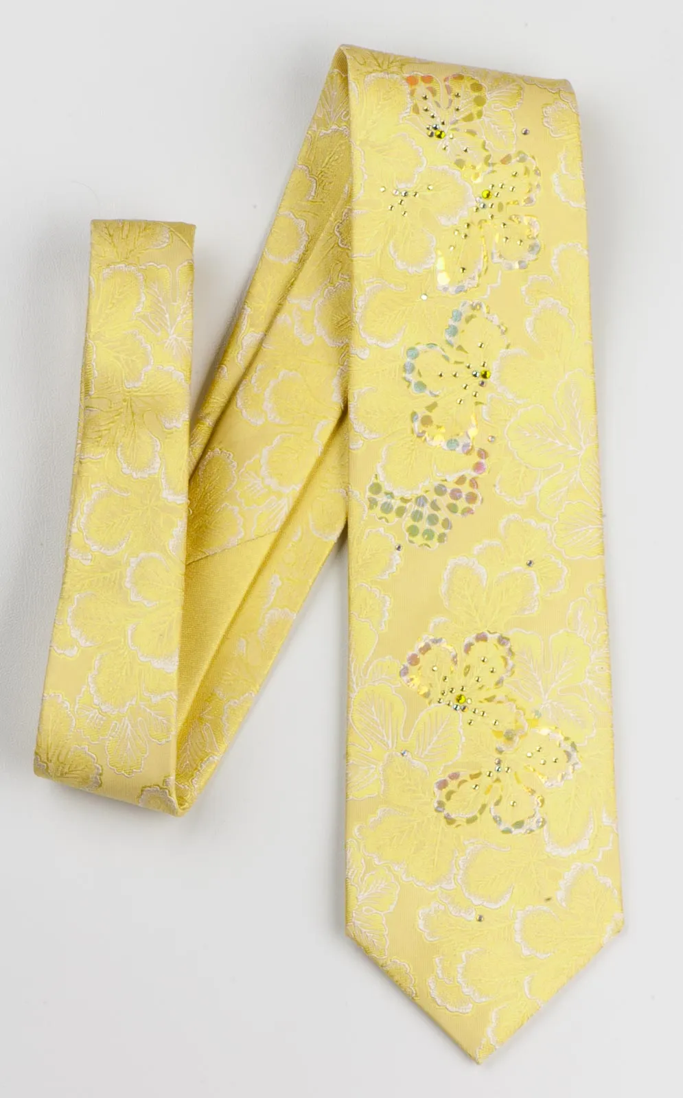 Pierre Cardin Men's Woven Silk Rhinestone Necktie Yellow Leaves On White