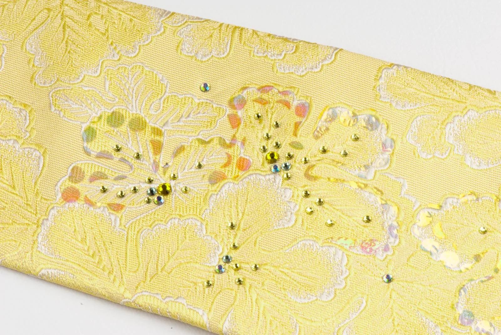 Pierre Cardin Men's Woven Silk Rhinestone Necktie Yellow Leaves On White