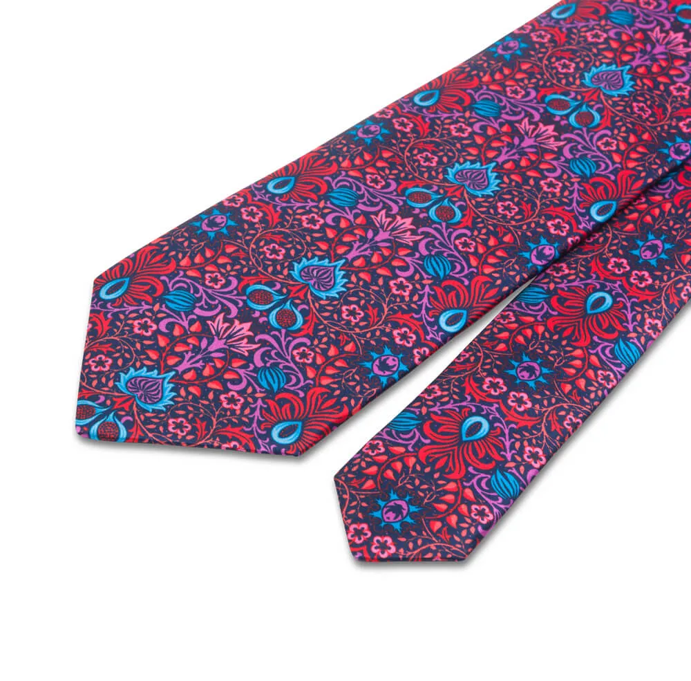 Red Medieval Forest Duchesse Silk Tie