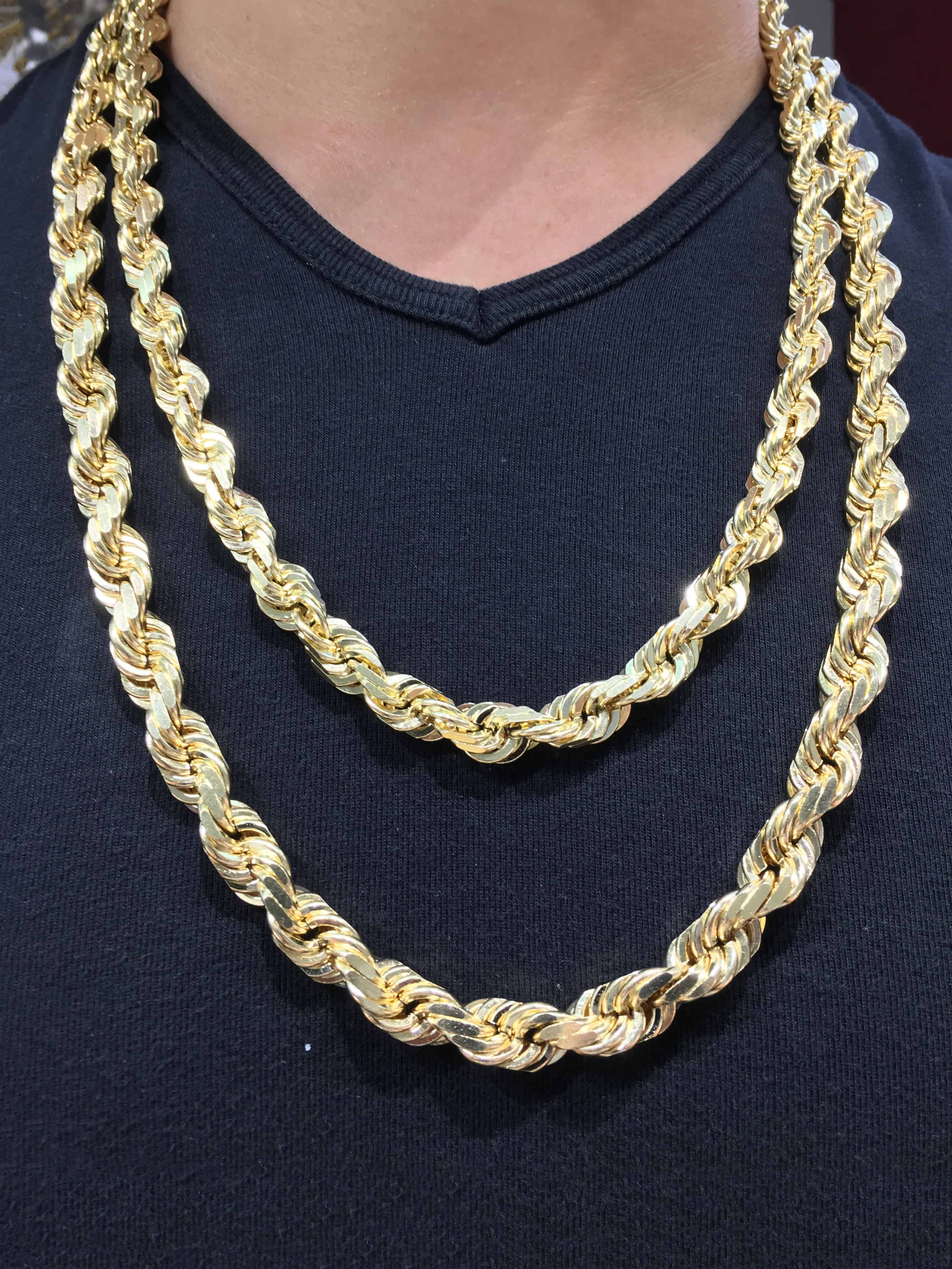 Solid Diamond-Cut Rope Chain (14K)