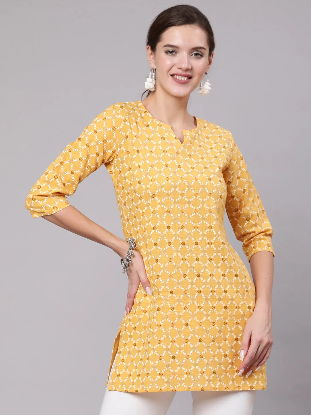 Women Yellow Printed Straight Tunic With Three Quarter Sleeves